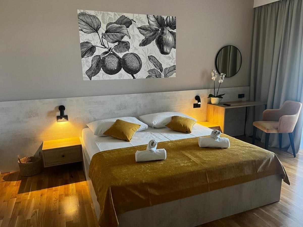 Memori Bed&Breakfast Rab Town Dış mekan fotoğraf