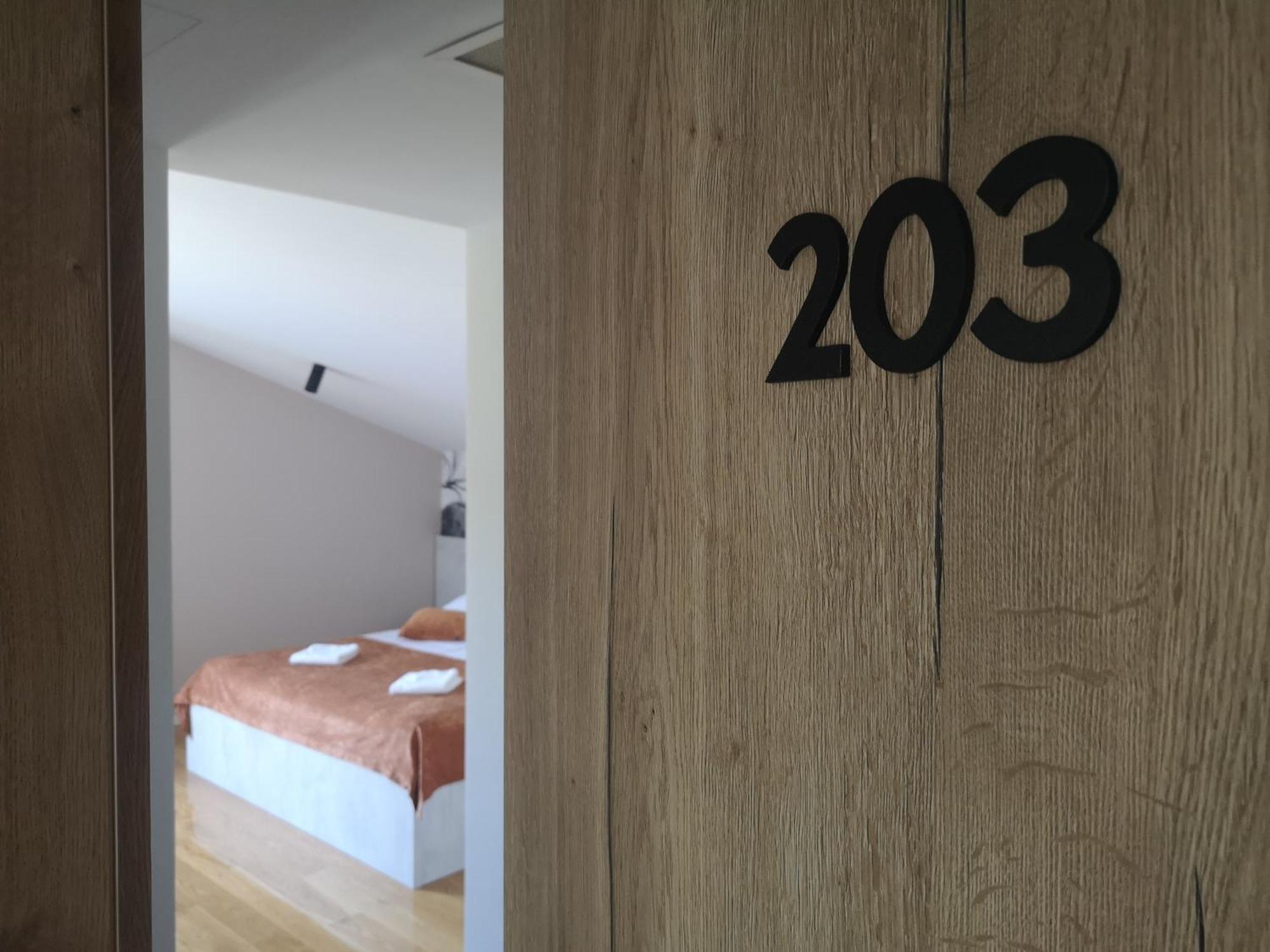 Memori Bed&Breakfast Rab Town Dış mekan fotoğraf