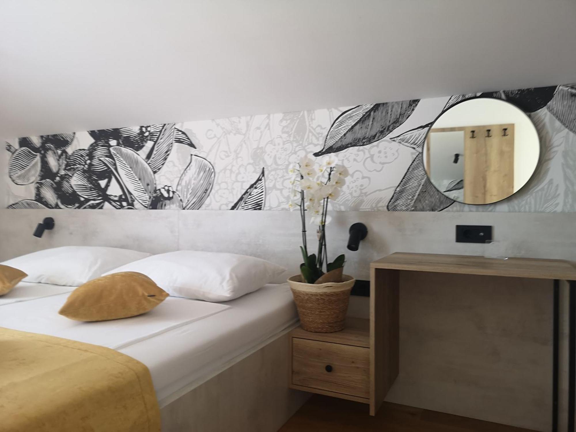 Memori Bed&Breakfast Rab Town Dış mekan fotoğraf